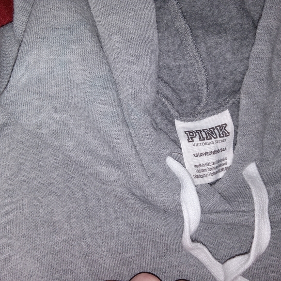 PINK Victoria's Secret Gray Boxy Cropped Sweatshirt - Picture 4 of 12